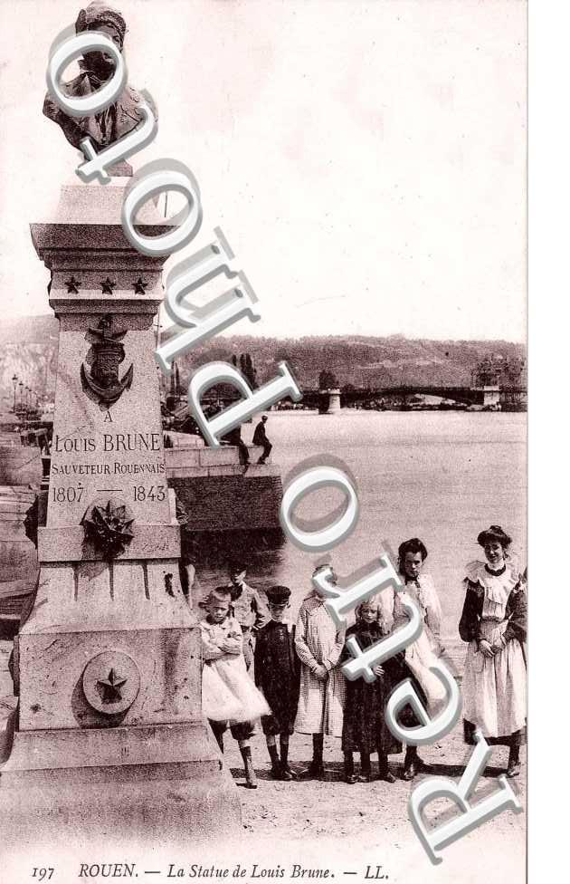 la Statue de Louis Brune
