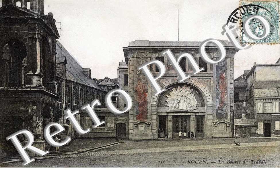 la Bourse du Travail (place de la Haute Vieille Tour)