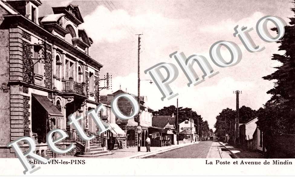 la poste et avenue de Mindin