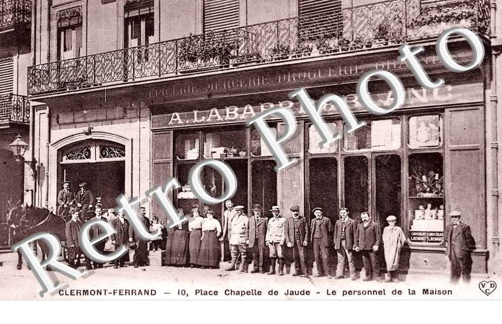 Place Chapelle de Jaude- Le personnel de la maison Labarre & Blanc