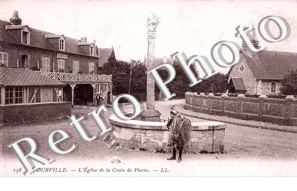 Pourville - L&#039;eglise de la croix de pierre