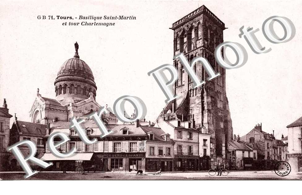 Basilique Saint Martin et Tour Charlemagne