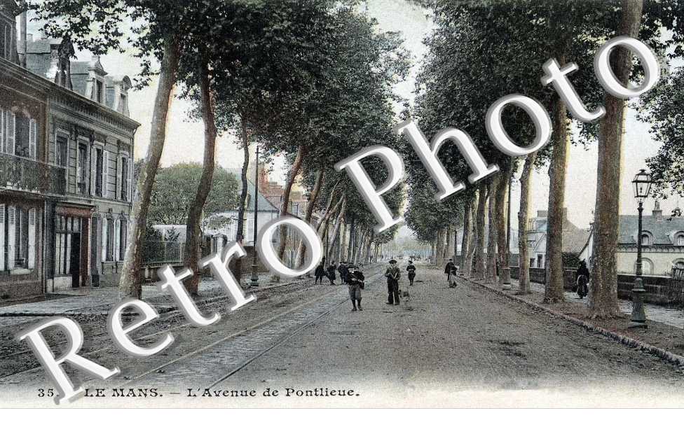 L&#039;avenue de Pontelieue (couleur)
