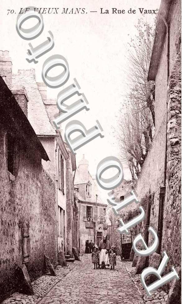 La rue de Vaux