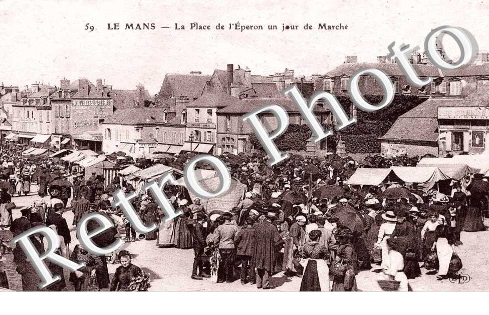 la Place de l'Eperon