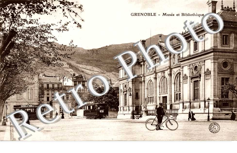 Musee et Bibliotheque
