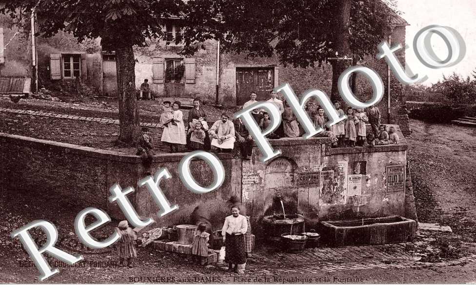Place de la Republique et la Fontaine
