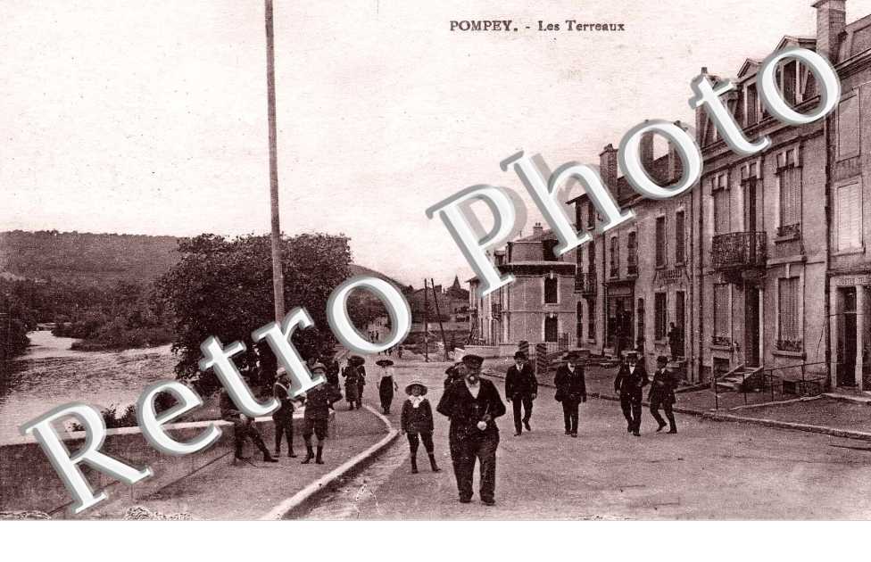 Les Terreaux
