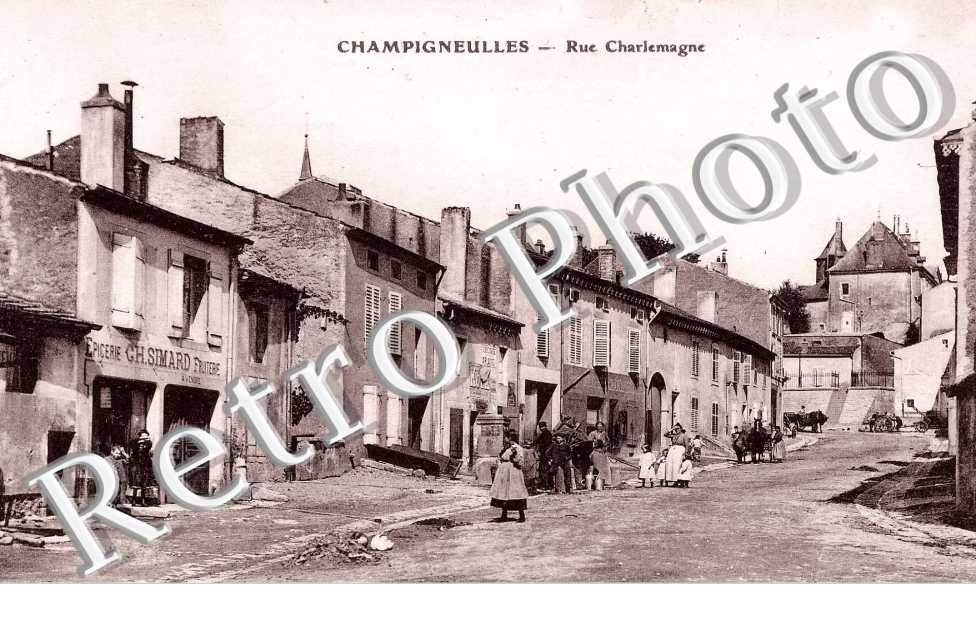 Rue Charlemagne