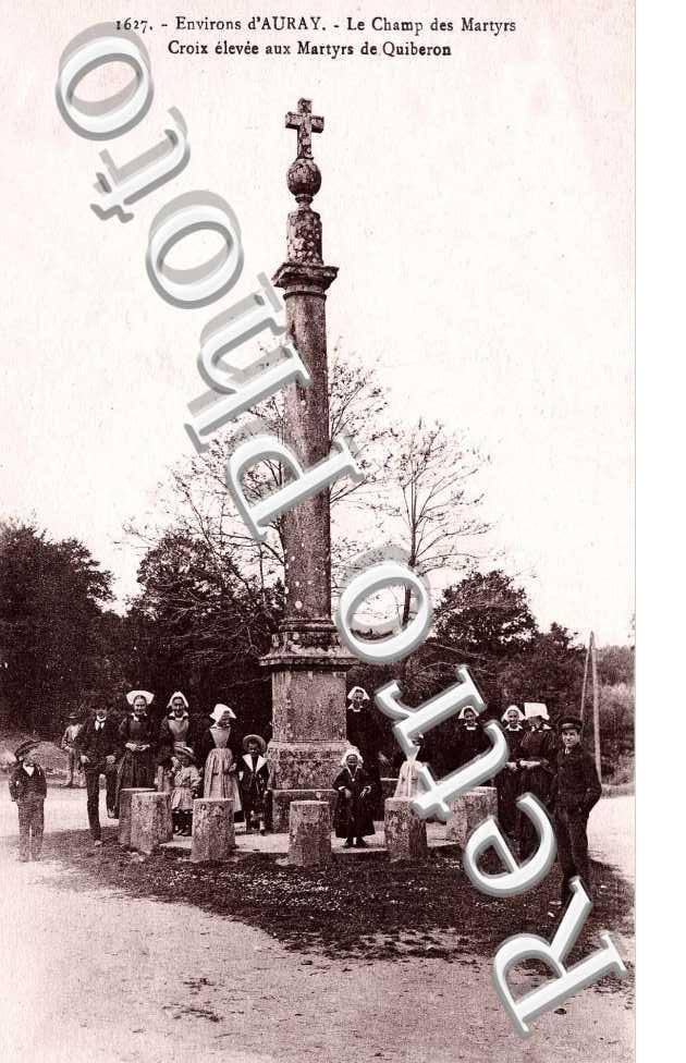 Le Champs des Martyrs