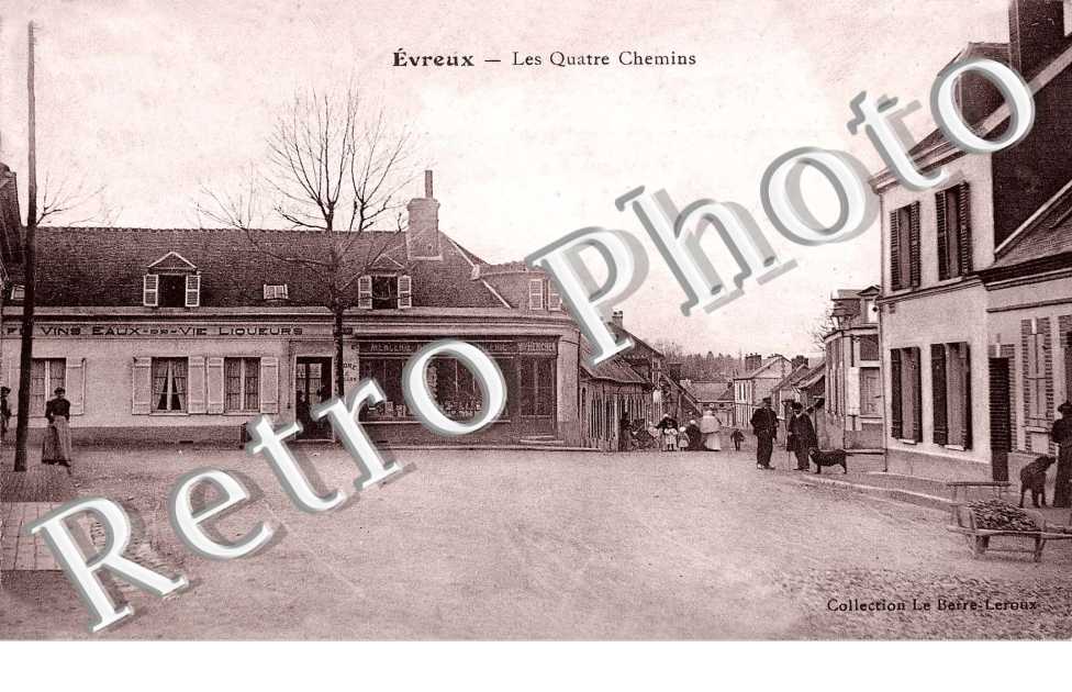 Les Quatre Chemins