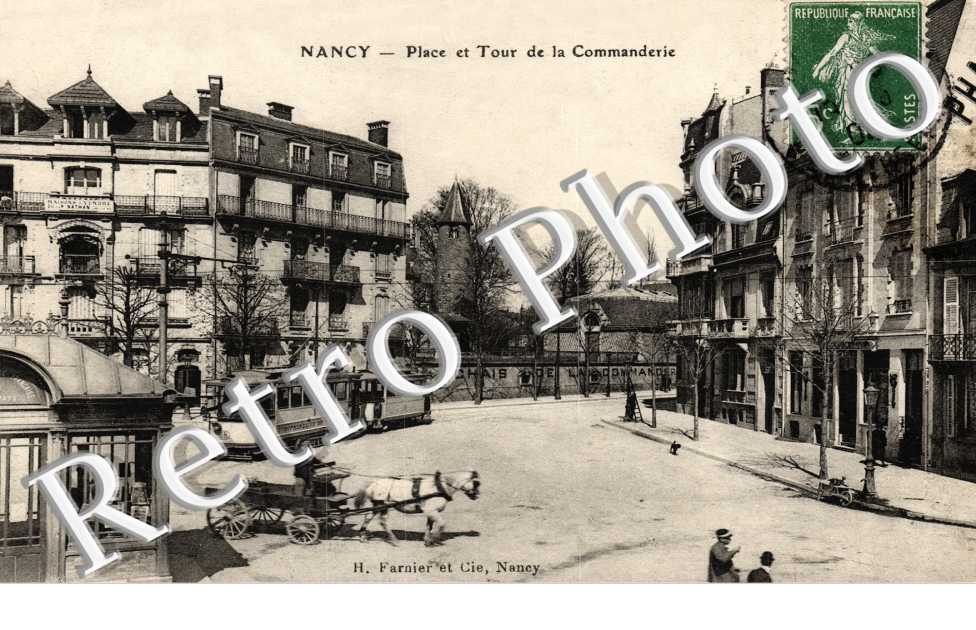 Place et tour de la Commanderie - tour de la Commanderie Saint-Jean-du-Vieil-Aitre