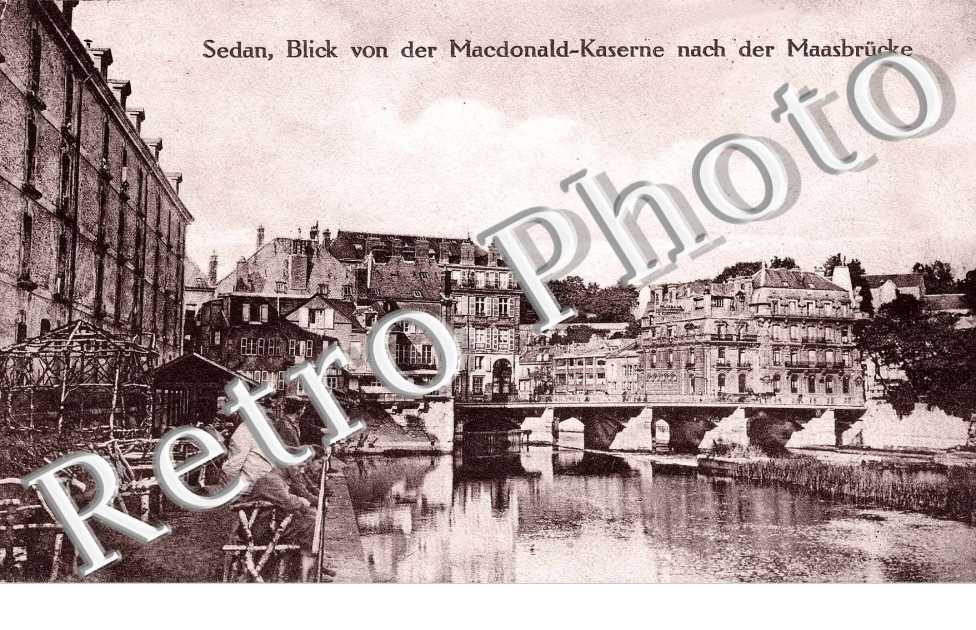 Blick von der Macdonald Kaserne nach der Maasbrucke