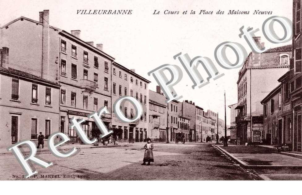 Le cours et la place des maisons neuves