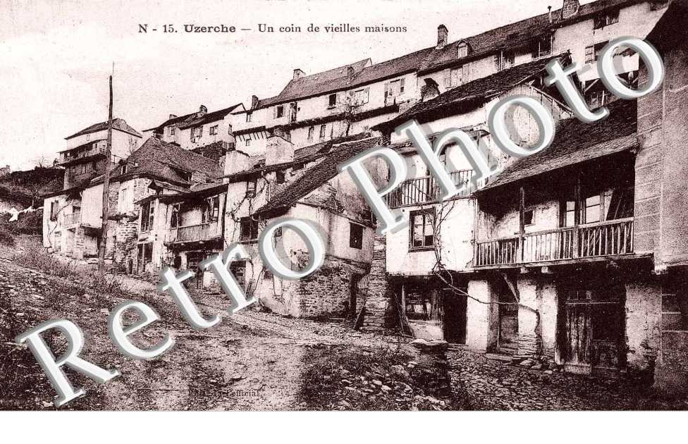 UN COIN DE VIEILLES MAISONS