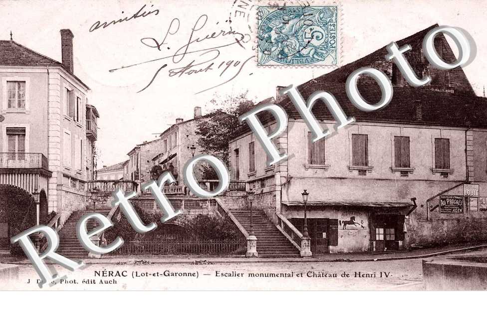 ESCALIER MONUMENTAL