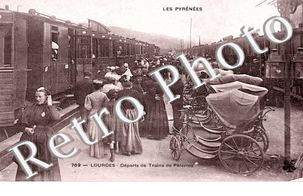 Départ de Trains de Pélerins