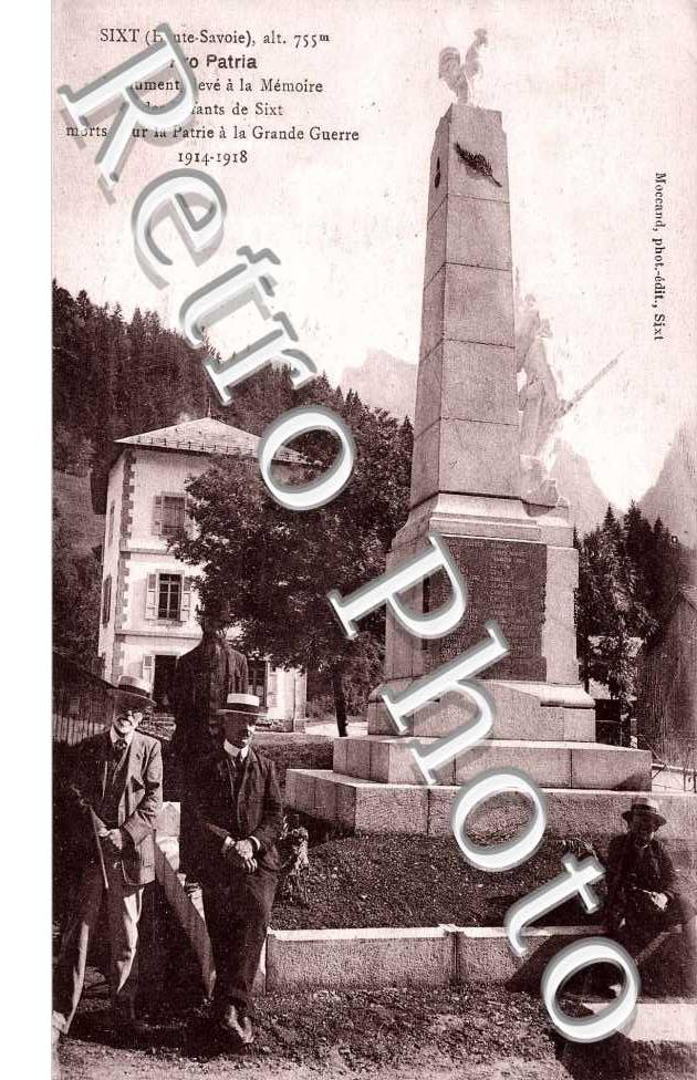 Monuments au mort dedie aux enfants - Pro Patria