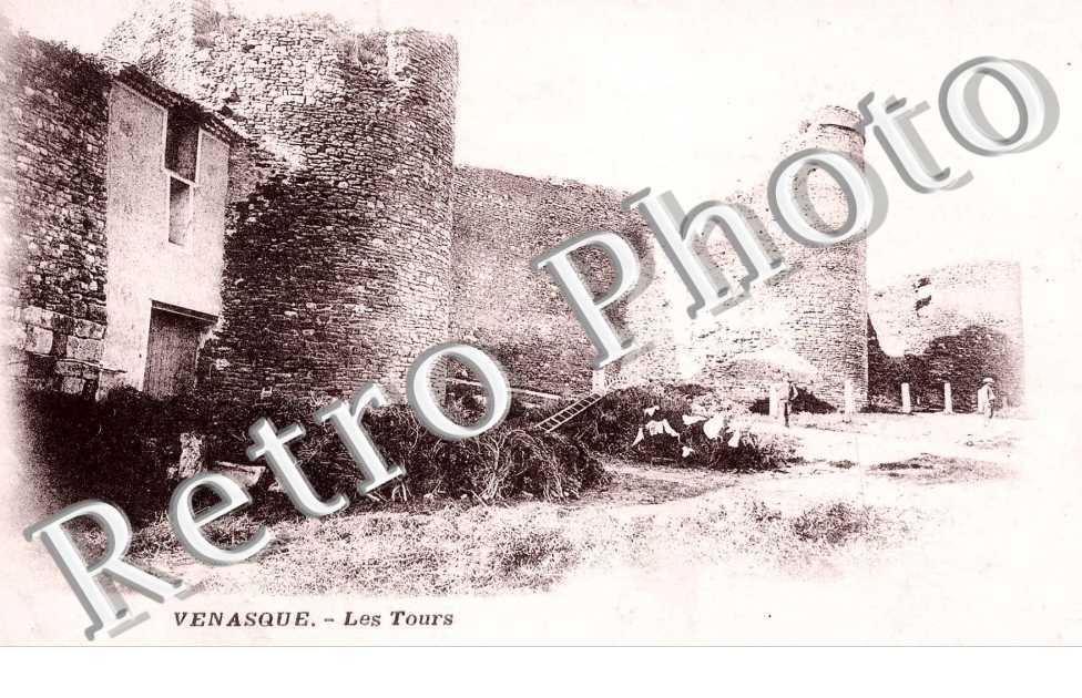 Les Tours