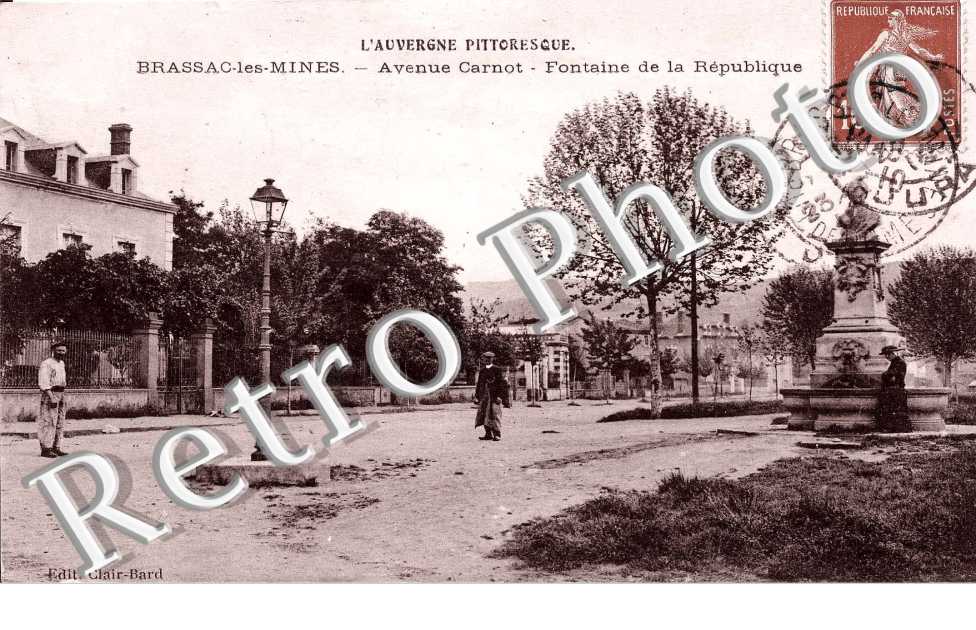 Avenue Carnot, Fontaine de la Republique