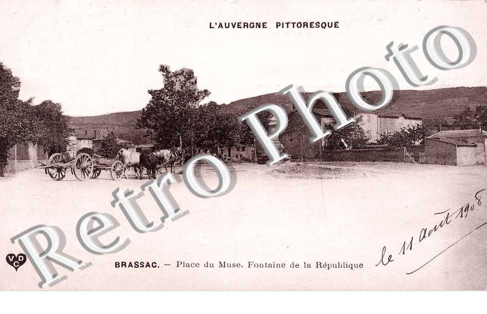 place du muse. Fontaine de la republique