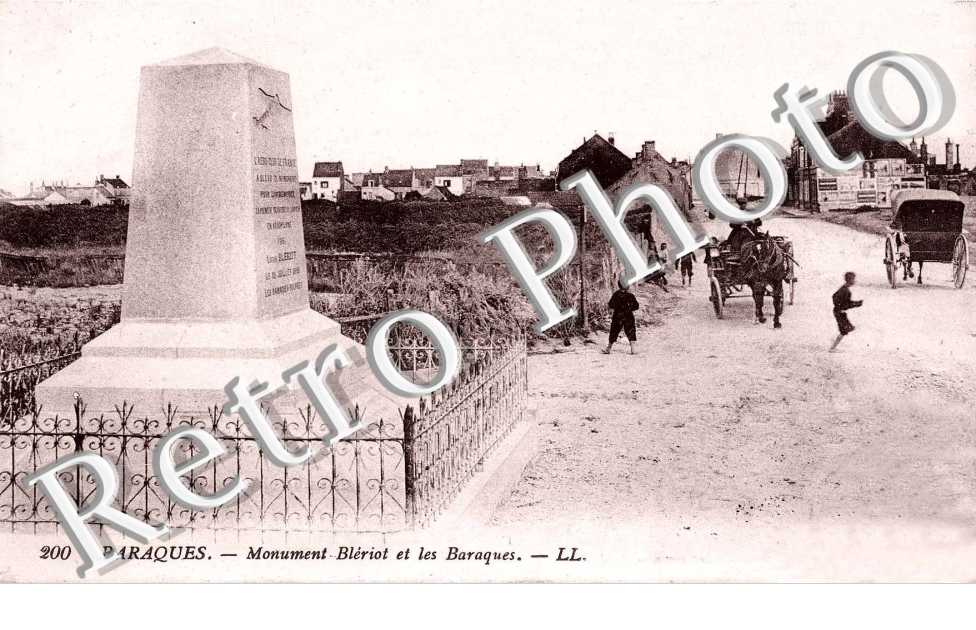 BARAQUES  monument Bleriot et les baraques
