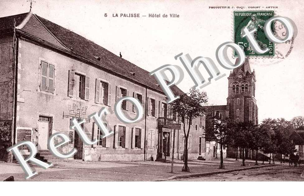 HOTEL DE VILLE