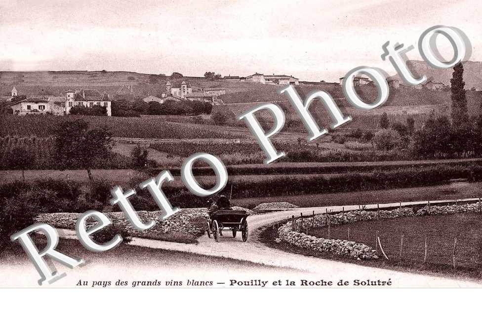 Vue Générale et Roche de Solutre