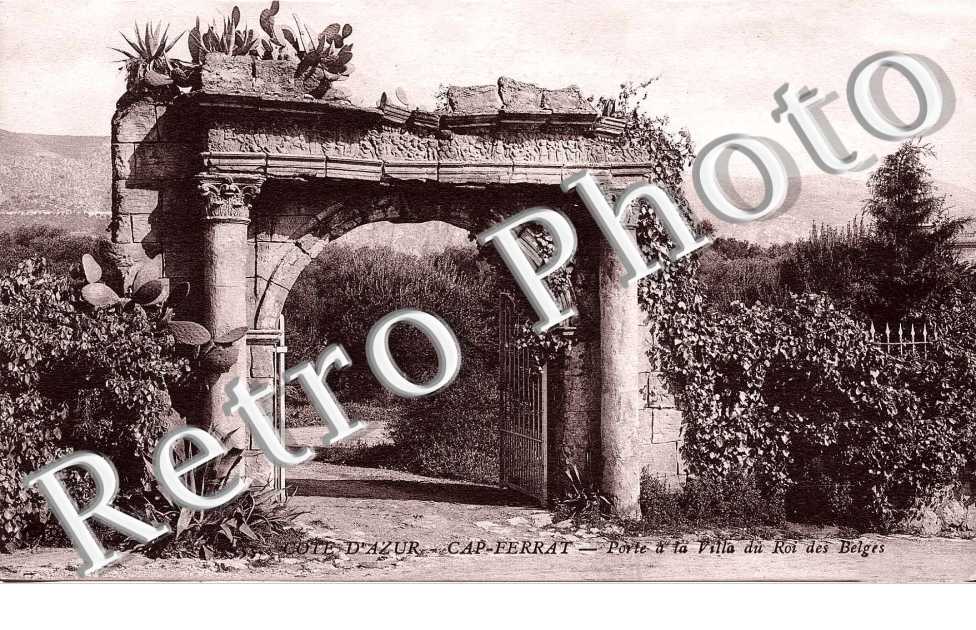 PORTE DE LA VILLA DU ROI DES BELGES