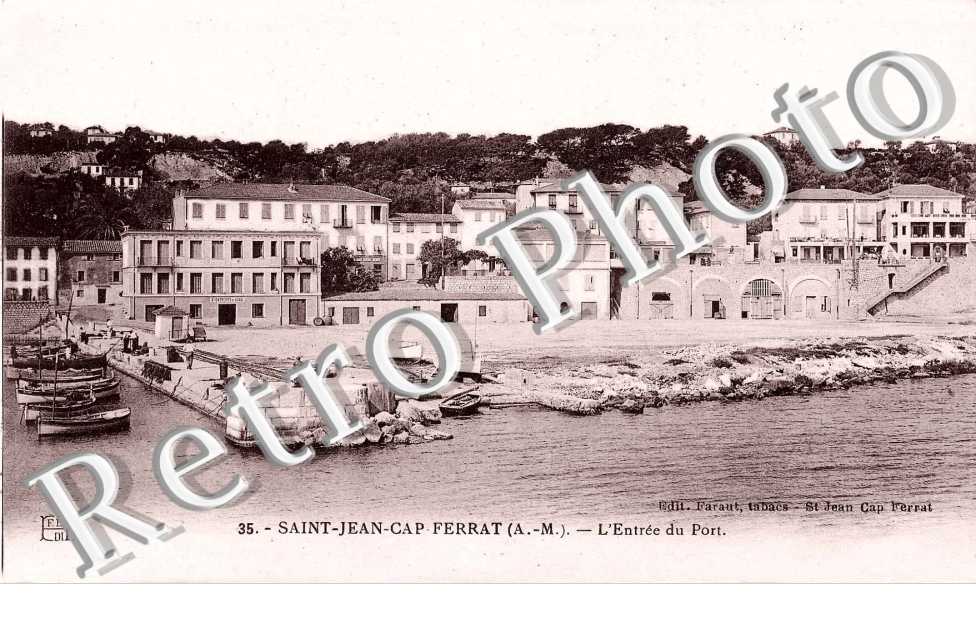 l&#039;entree du port