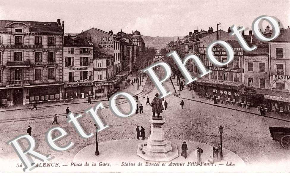 PLACE DE LA GARE