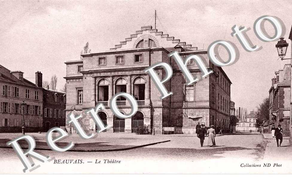 LE THEATRE