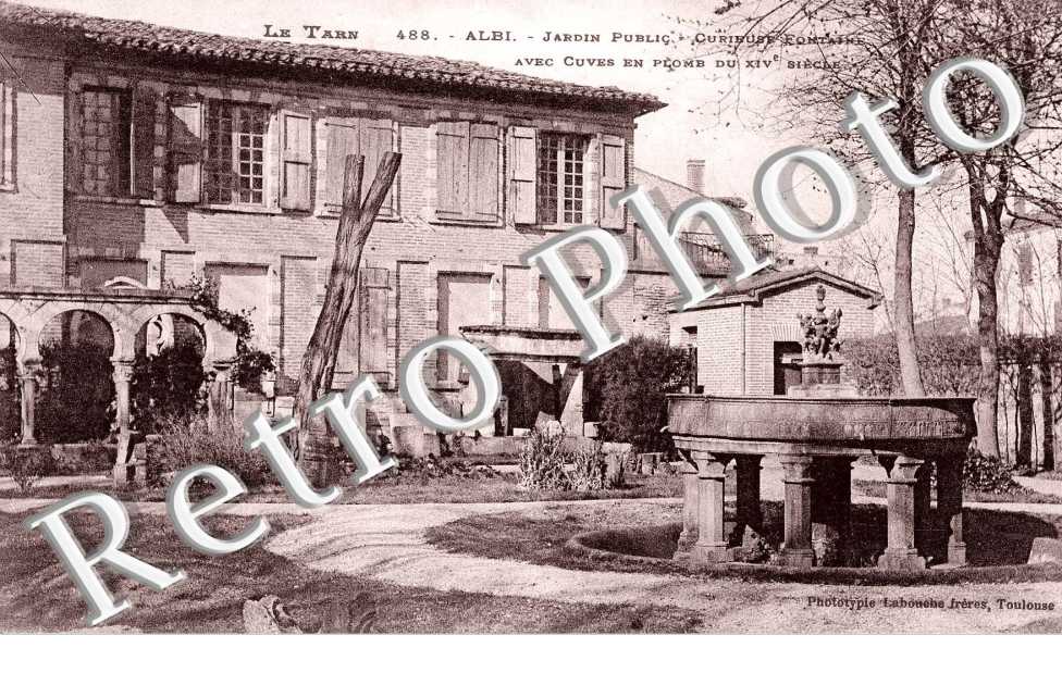 Jardin public - curieuse fontaine