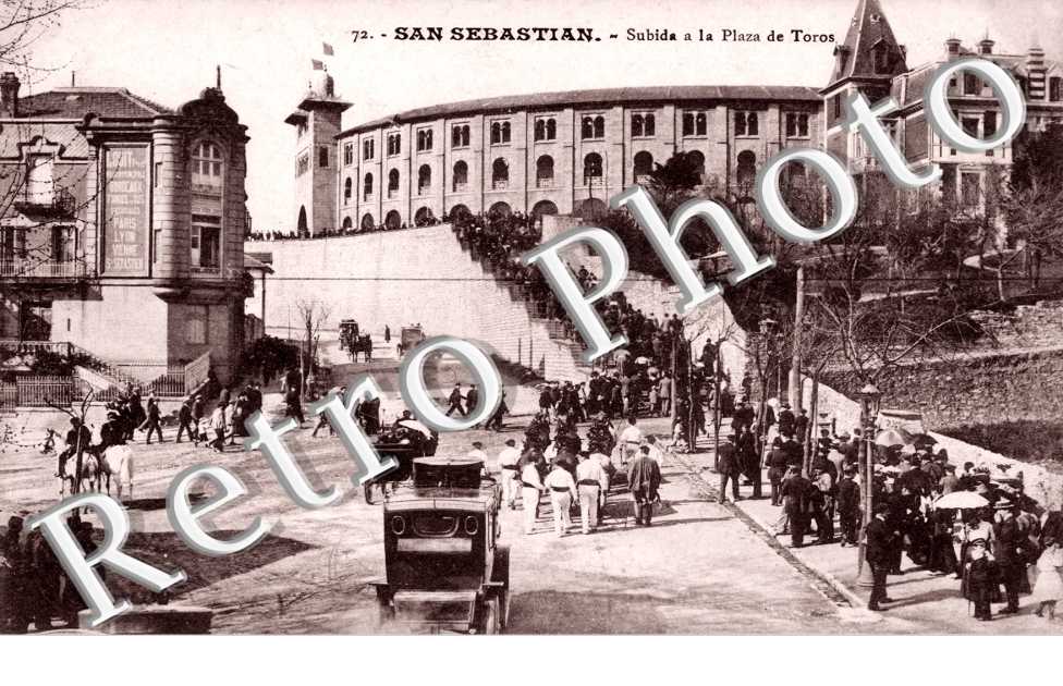 Subida a la Plaza de Toros
