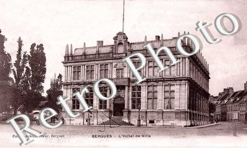 Bergues bombardee, ancien Mont-de-Piete