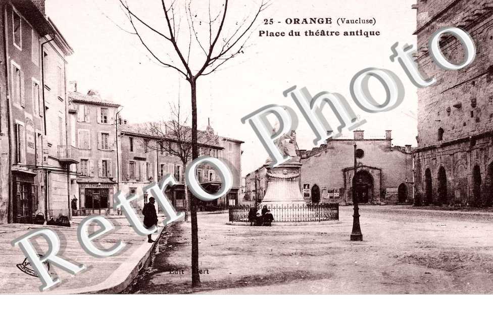 Place du Theatre Antique