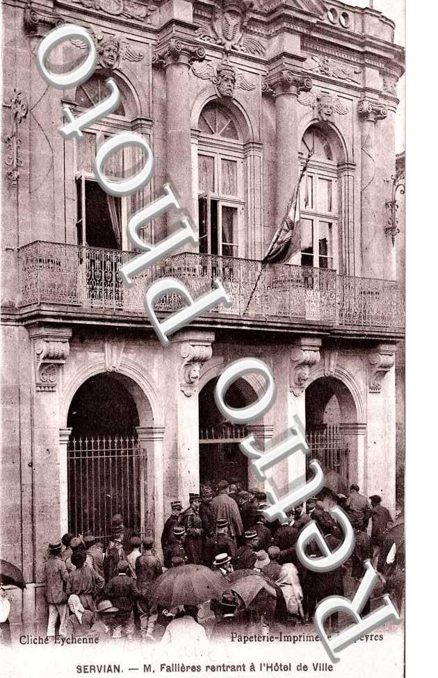 M. Fallieres rentrant a l&#039;Hotel de Ville