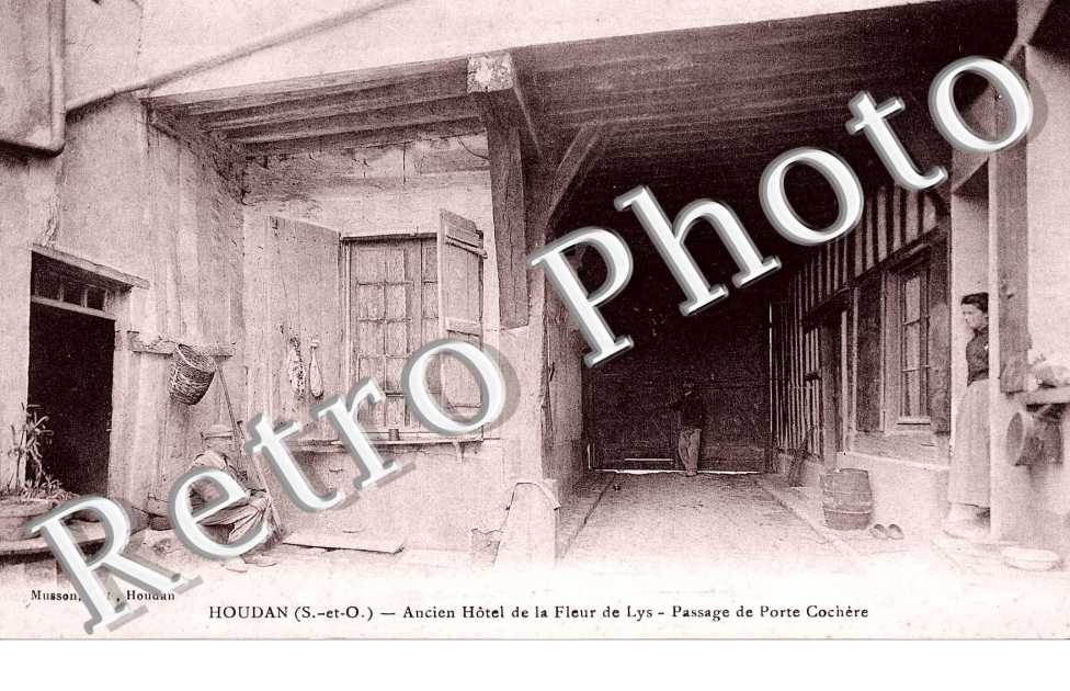 ancien hotel de la Fleur-de-Lys, passage de porte cochere
