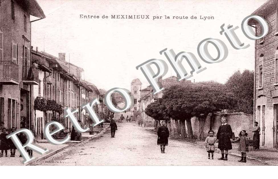 Entree de Meximieux par la route de Lyon