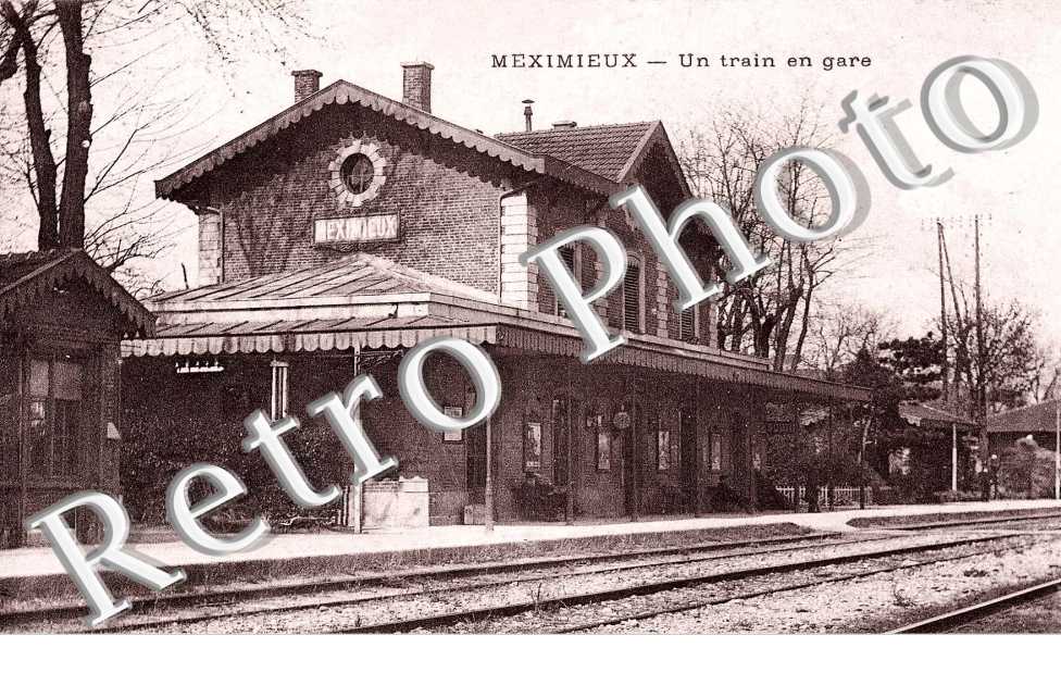 Un train en Gare