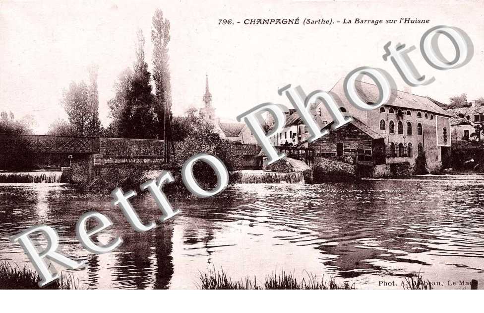 Le barrage sur l&#039;Huisne