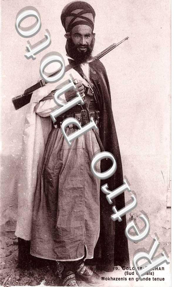 Mokhazenis en Grande Tenue