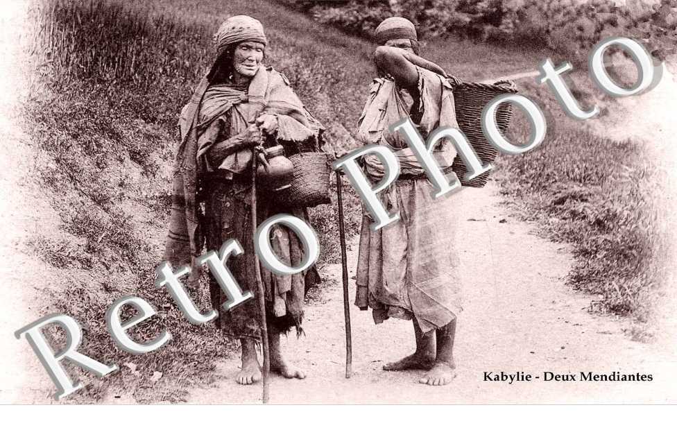 Kabylie - deux mendiantes