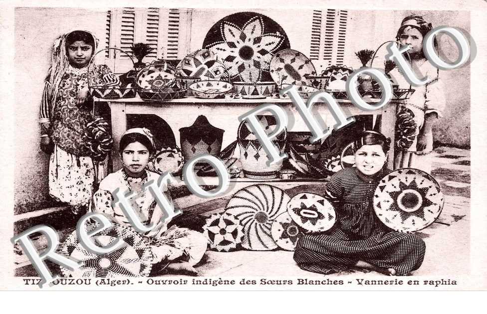 Ouvroir indigene des soeurs blanches - Vannerie en raphia