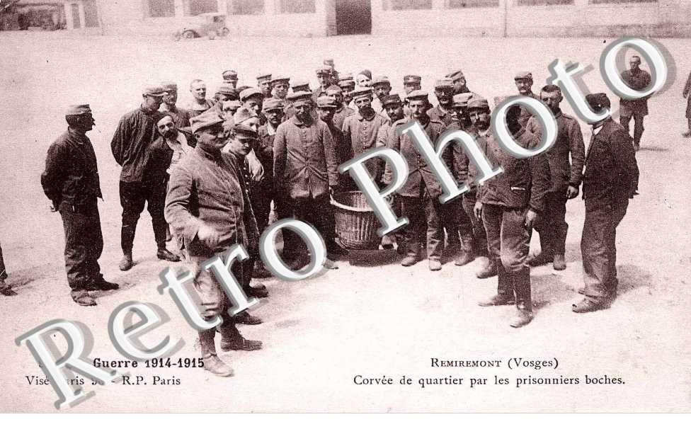 Corvee de quartier par les prisonniers boches