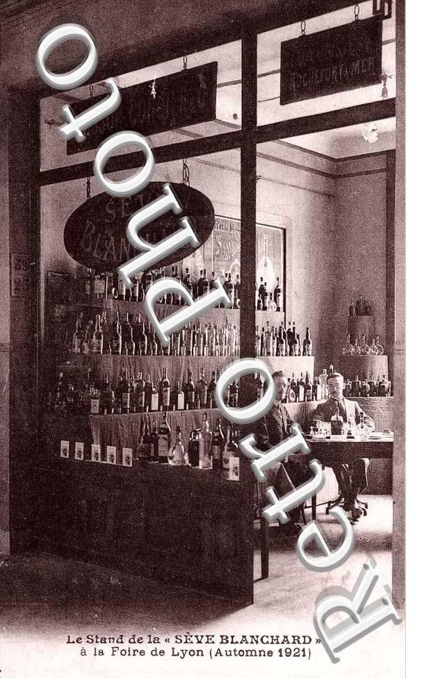  le stand de la " Seve Blanchard " a la foire de Lyon (Automne 1921)