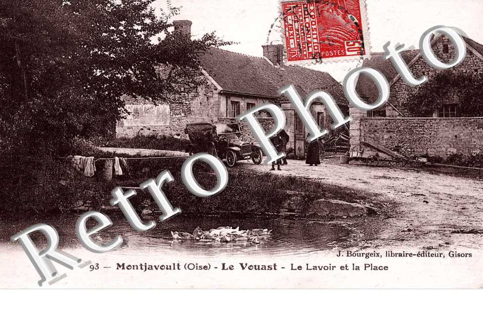 le lavoir et la place