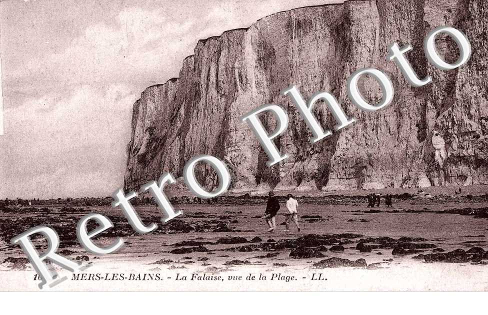 La Falaise vue de la Plage