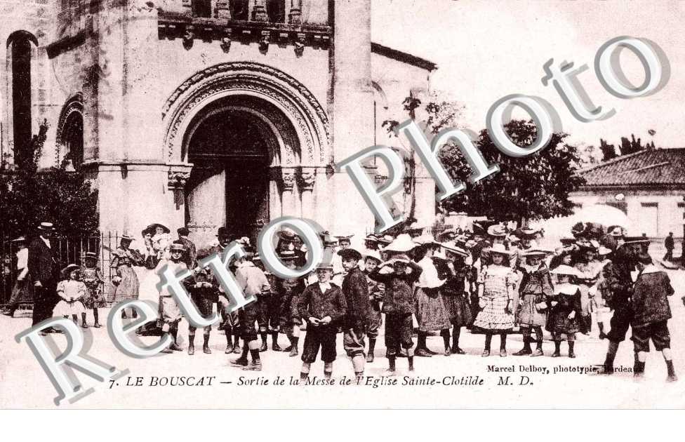 Sortie de la Messe de l&#039;eglise Sainte-Clotilde