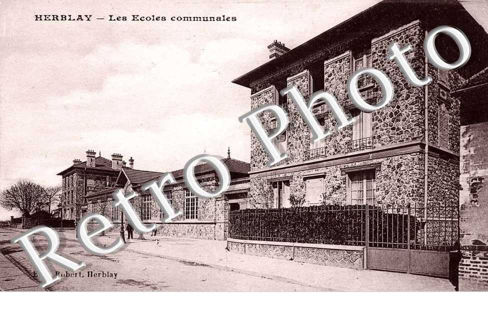 LES ECOLES COMMUNALES